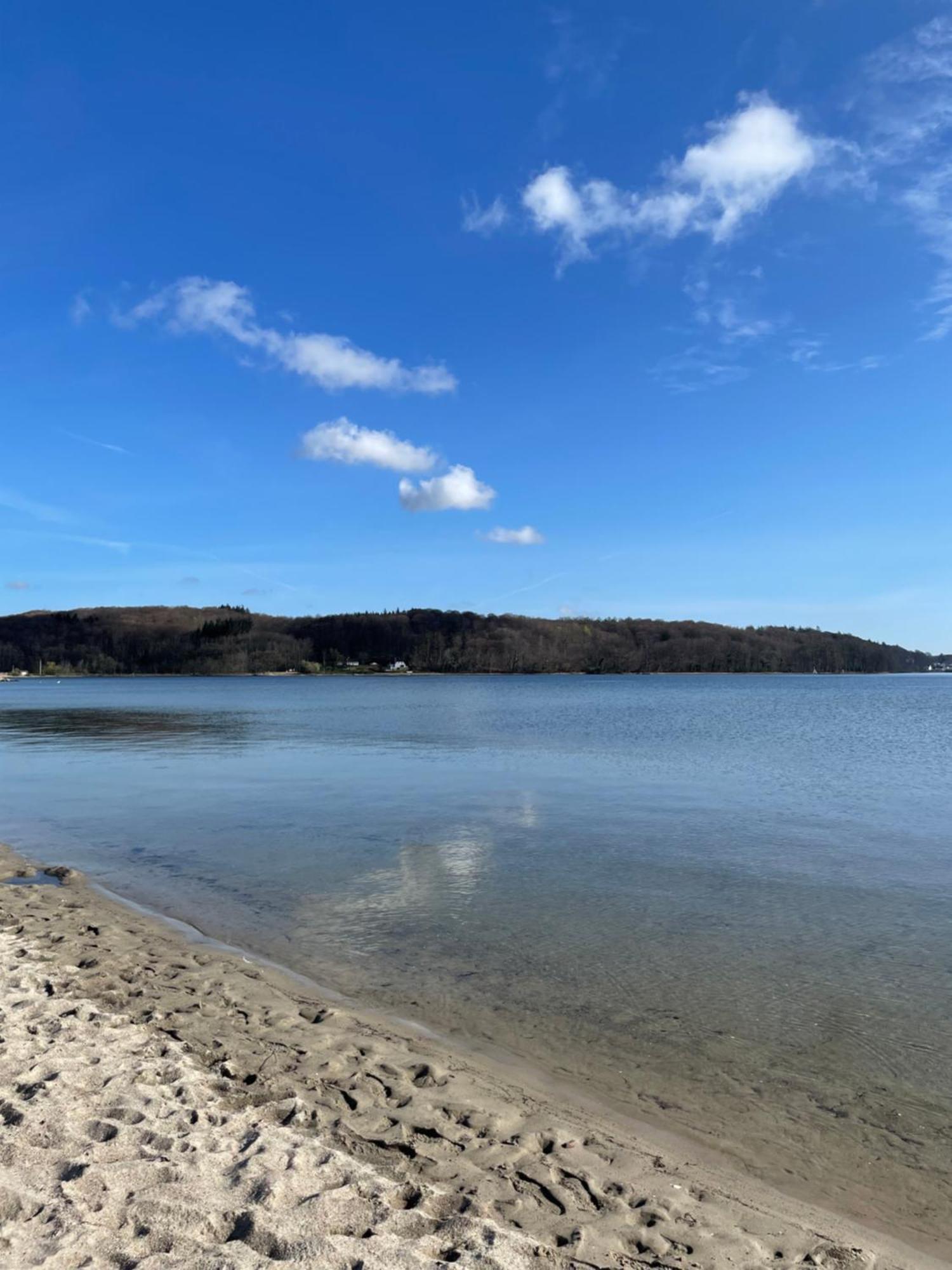Strandliebe - Fewo Mit Meerblick ฮาร์ริสลี ภายนอก รูปภาพ